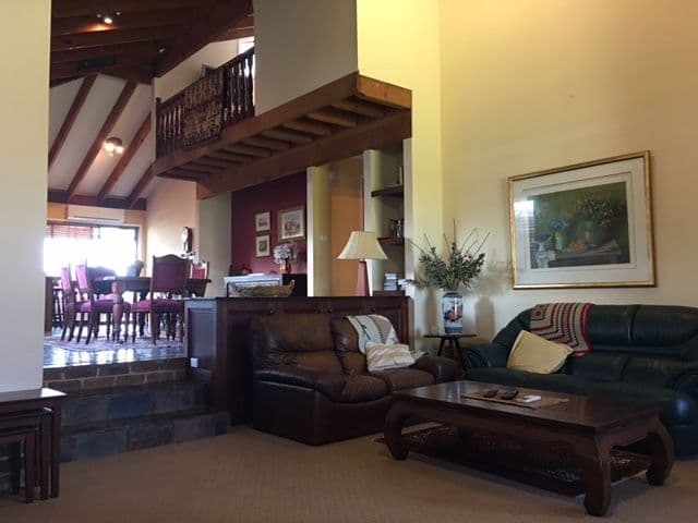 201 Matron Porter Drive, Narrawallee - Thumbnail 3