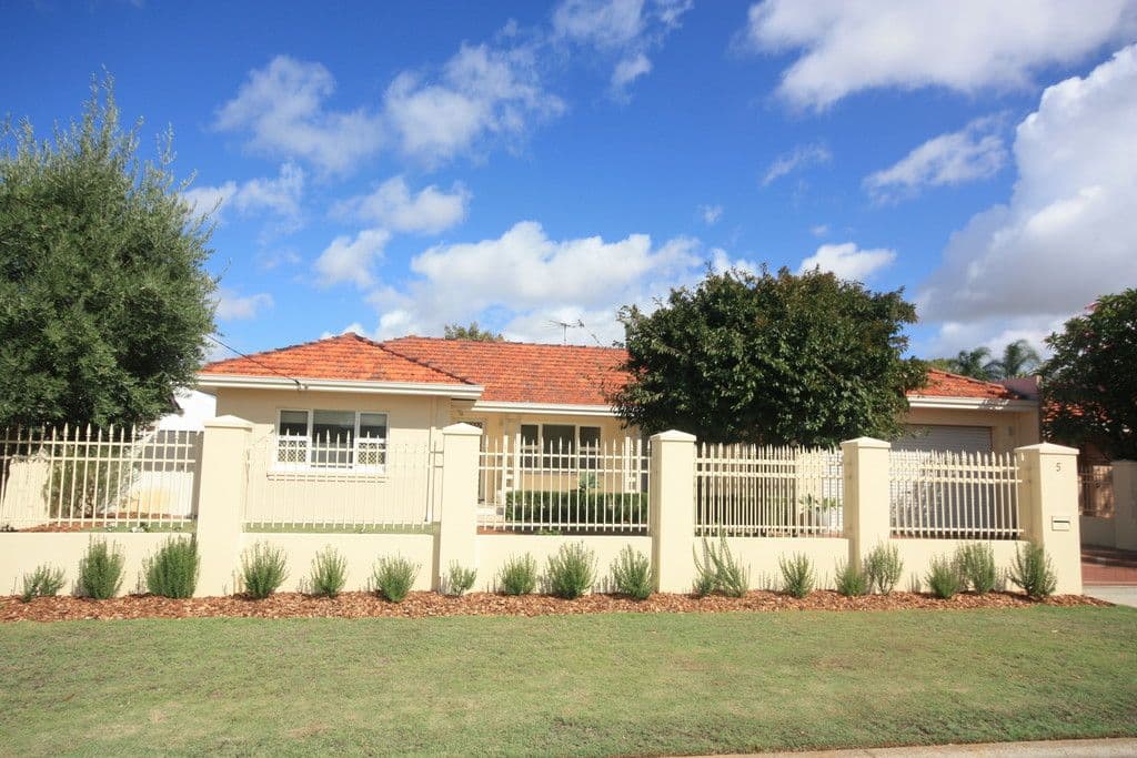 5 Melbourne Way, Morley WA 6062, Morley - Image 1
