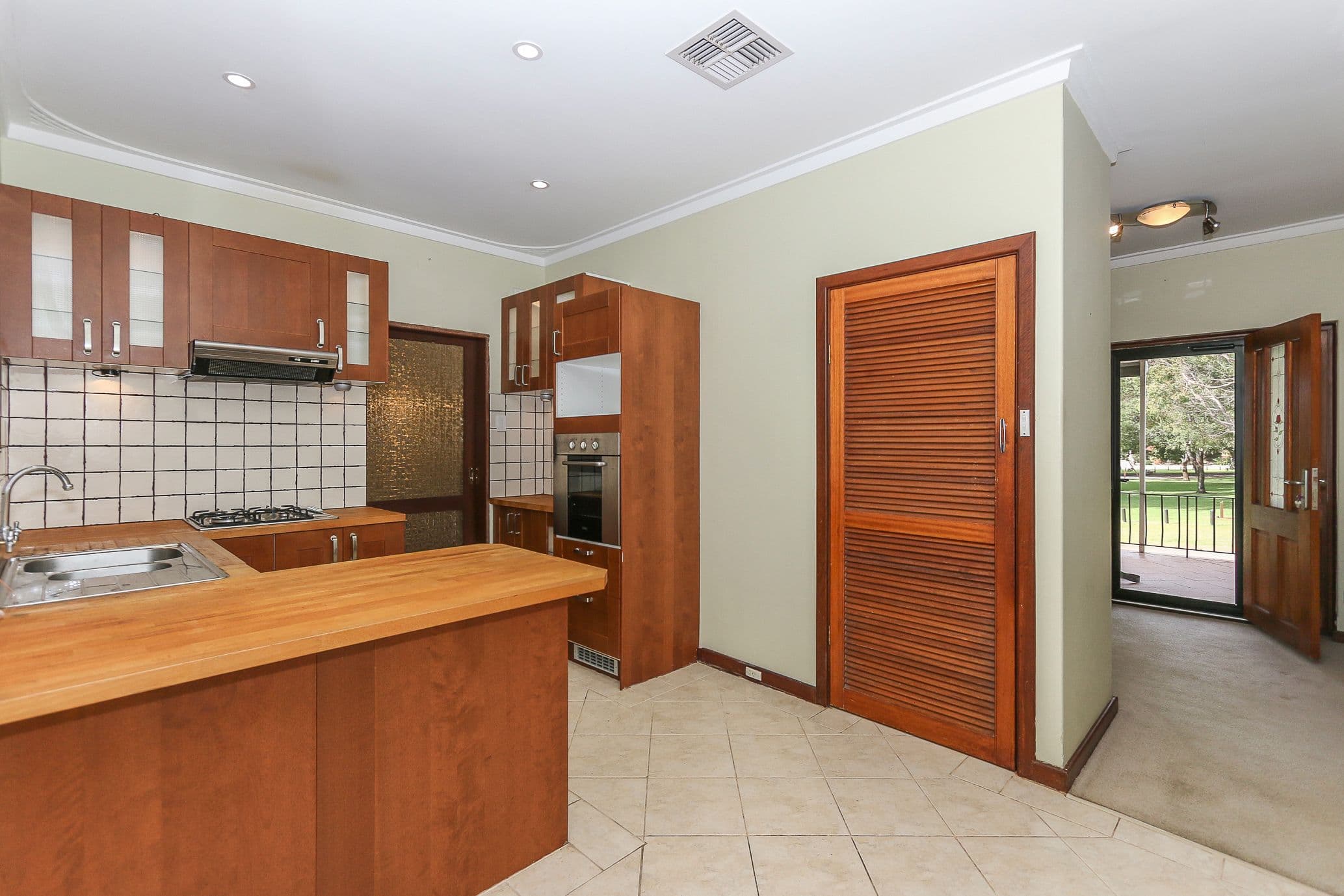 11 Ambridge Street, Hamersley WA 6022, Hamersley - Image 1