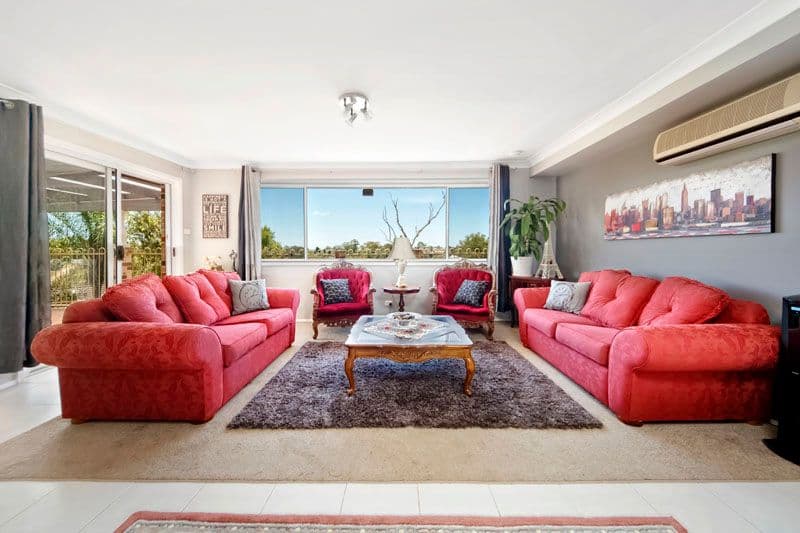24 Blaxland Drive, ILLAWONG NSW 2234, Illawong - Thumbnail 3