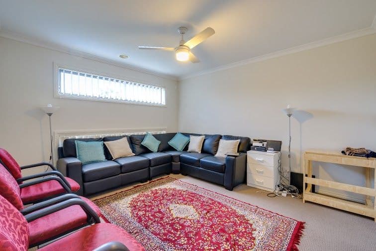40 Barmera Way, Truganina VIC 3029, Truganina - Thumbnail 2