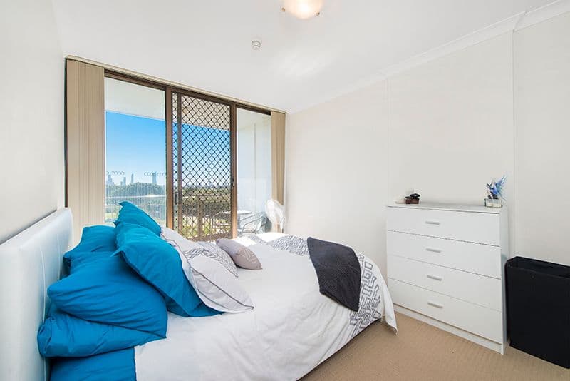 11 Fairway Drive Surfers Fairways West', CLEAR ISLAND WATERS QLD 4226, Clear Island Waters - Thumbnail 4