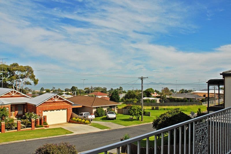 19 Bukatilla Avenue, CLIFTON SPRINGS VIC 3222, Clifton Springs - Thumbnail 3