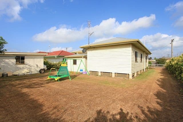 25 Edwards Street, NORVILLE QLD 4670, Norville - Thumbnail 5