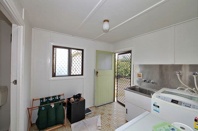 25 Edwards Street, NORVILLE QLD 4670, Norville - Thumbnail 8