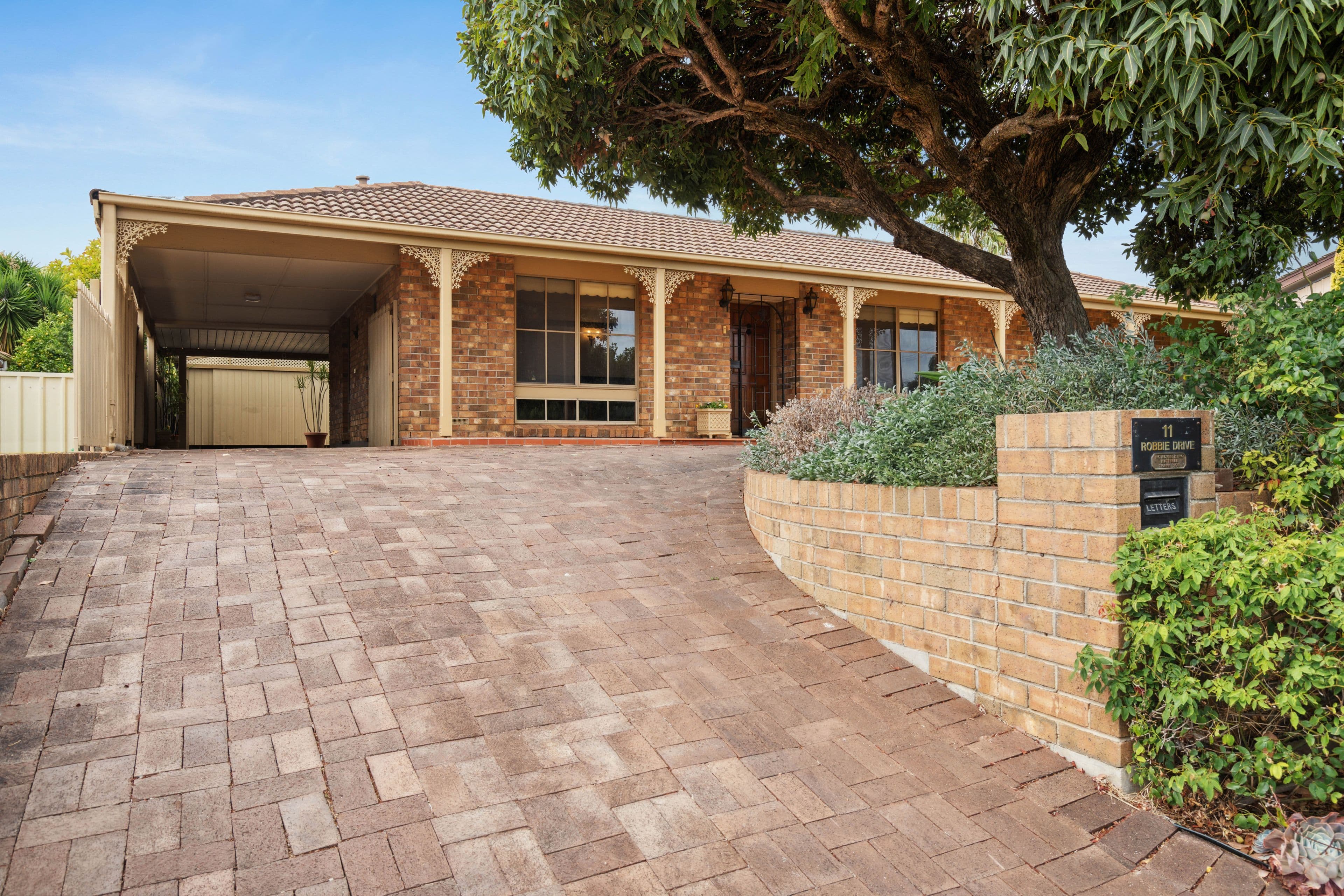 11 Robbie Drive, Reynella East SA 5161, Reynella East - Image 1