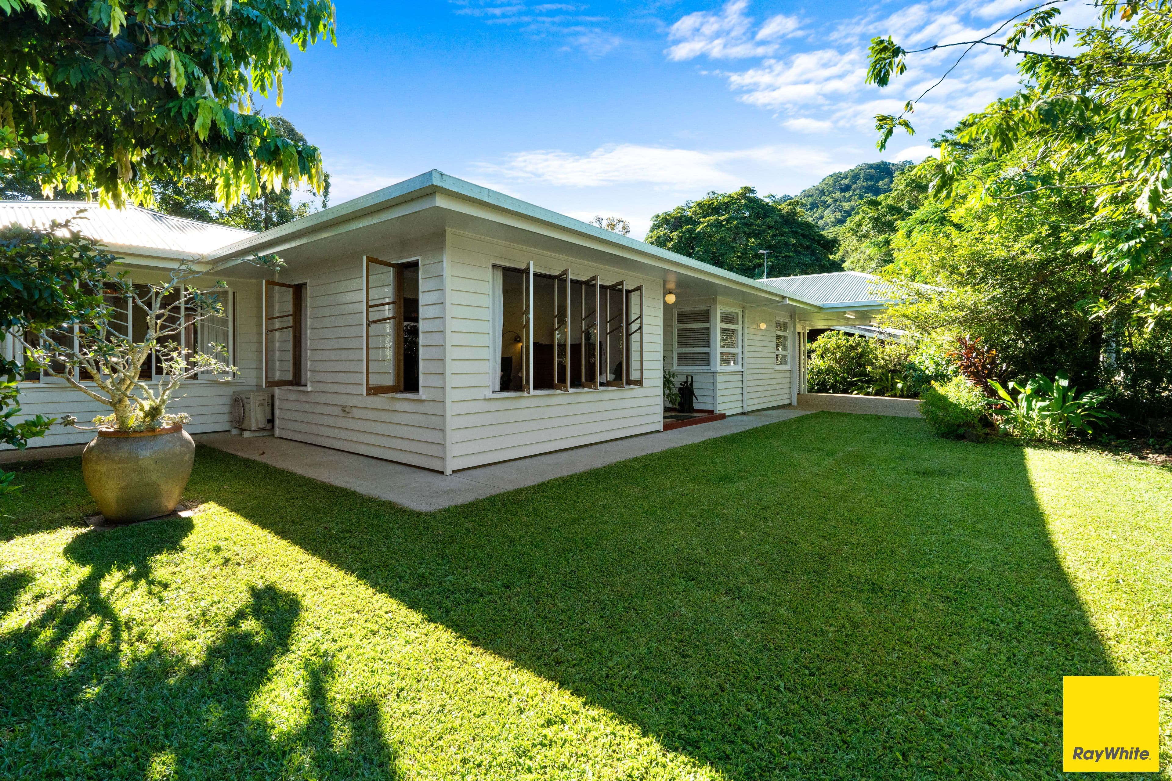12 Bellevue Crescent, Edge Hill QLD 4870, Edge Hill - Image 1