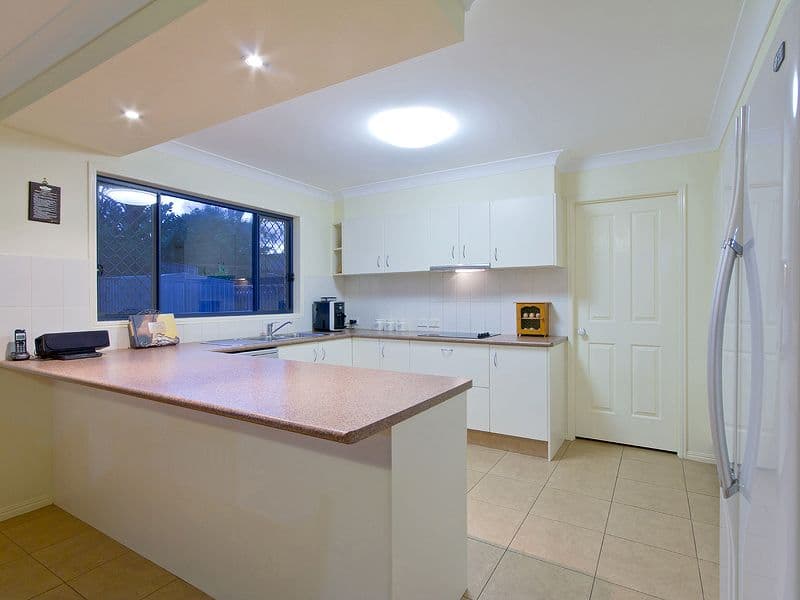 39 Regatta Avenue, OXENFORD QLD 4210, Oxenford - Thumbnail 4