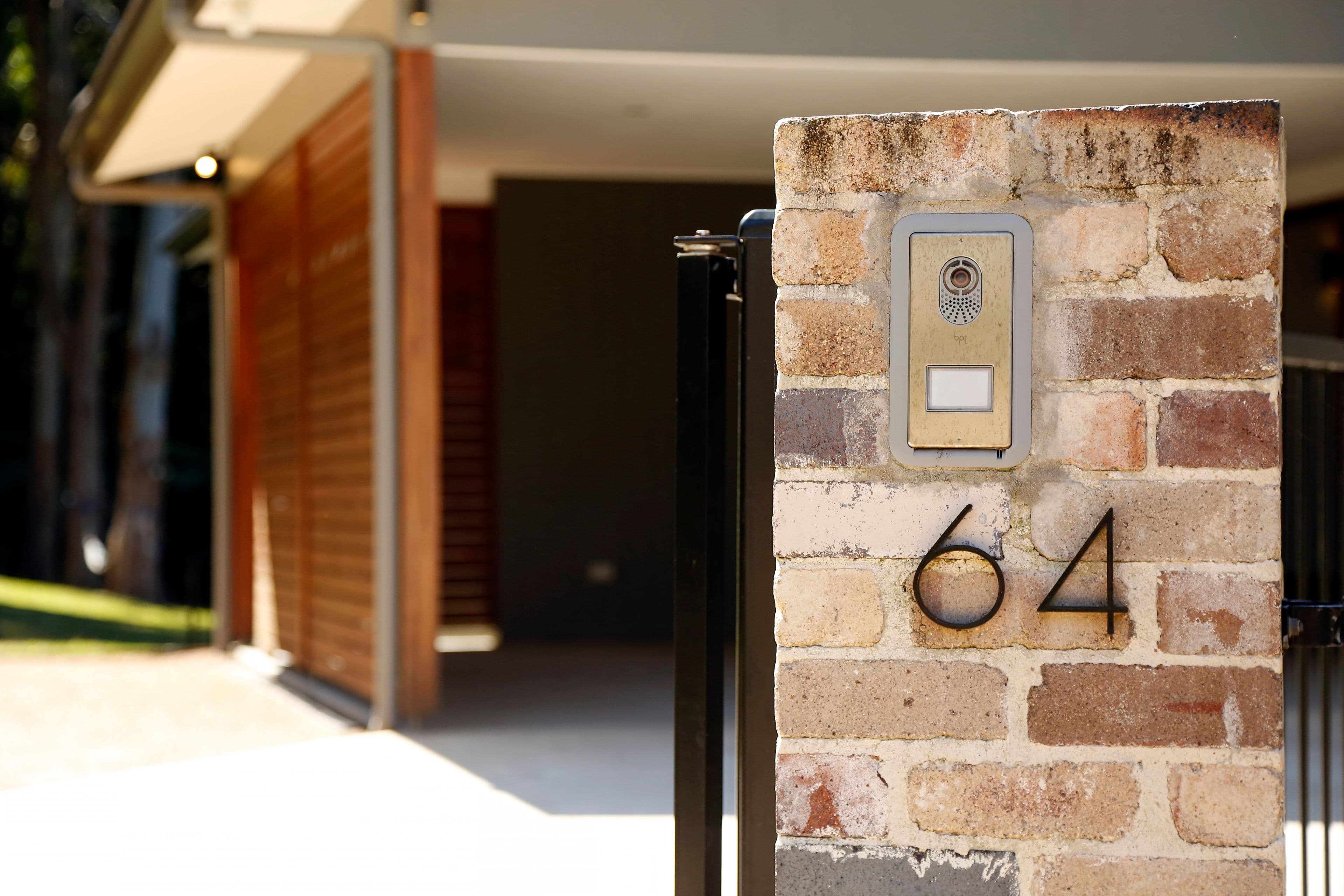 64 Armagh Parade, Thirroul - Image 1