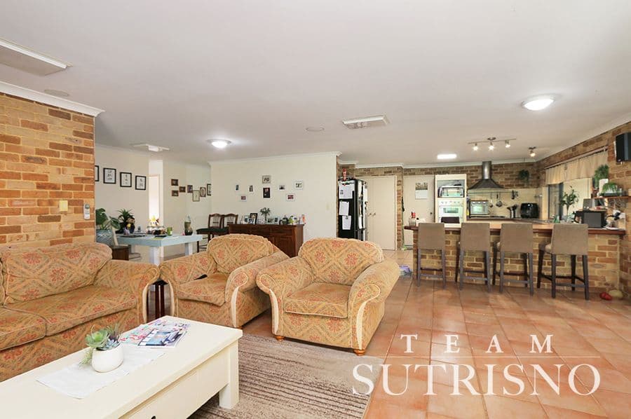 15 Shoalhaven Rise, Success WA 6164, Success - Thumbnail 4