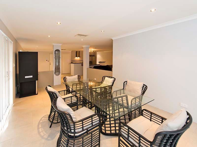 32 Limbee Glade, HUNTINGDALE WA 6110, Huntingdale - Thumbnail 4