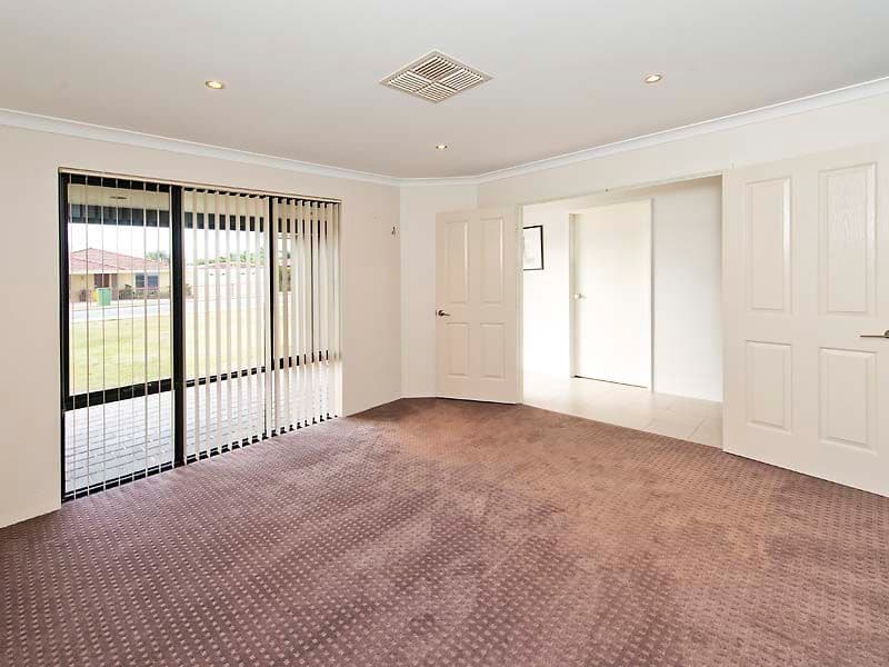 32 Limbee Glade, HUNTINGDALE WA 6110, Huntingdale - Thumbnail 5