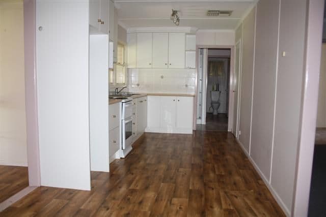 14 Hawthorne Street, DALBY QLD 4405, Dalby - Thumbnail 7