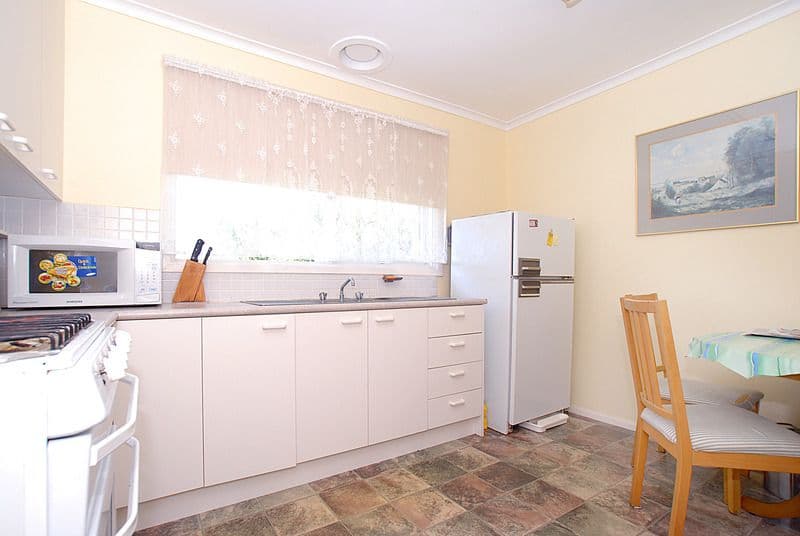 35 Noble Street, NOBLE PARK VIC 3174, Noble Park - Thumbnail 2