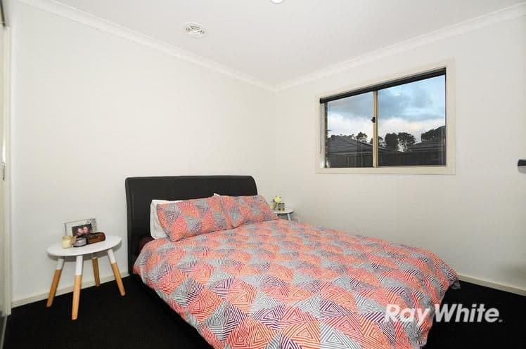 8 Hestia Avenue, Cranbourne West VIC 3977, Cranbourne West - Thumbnail 4