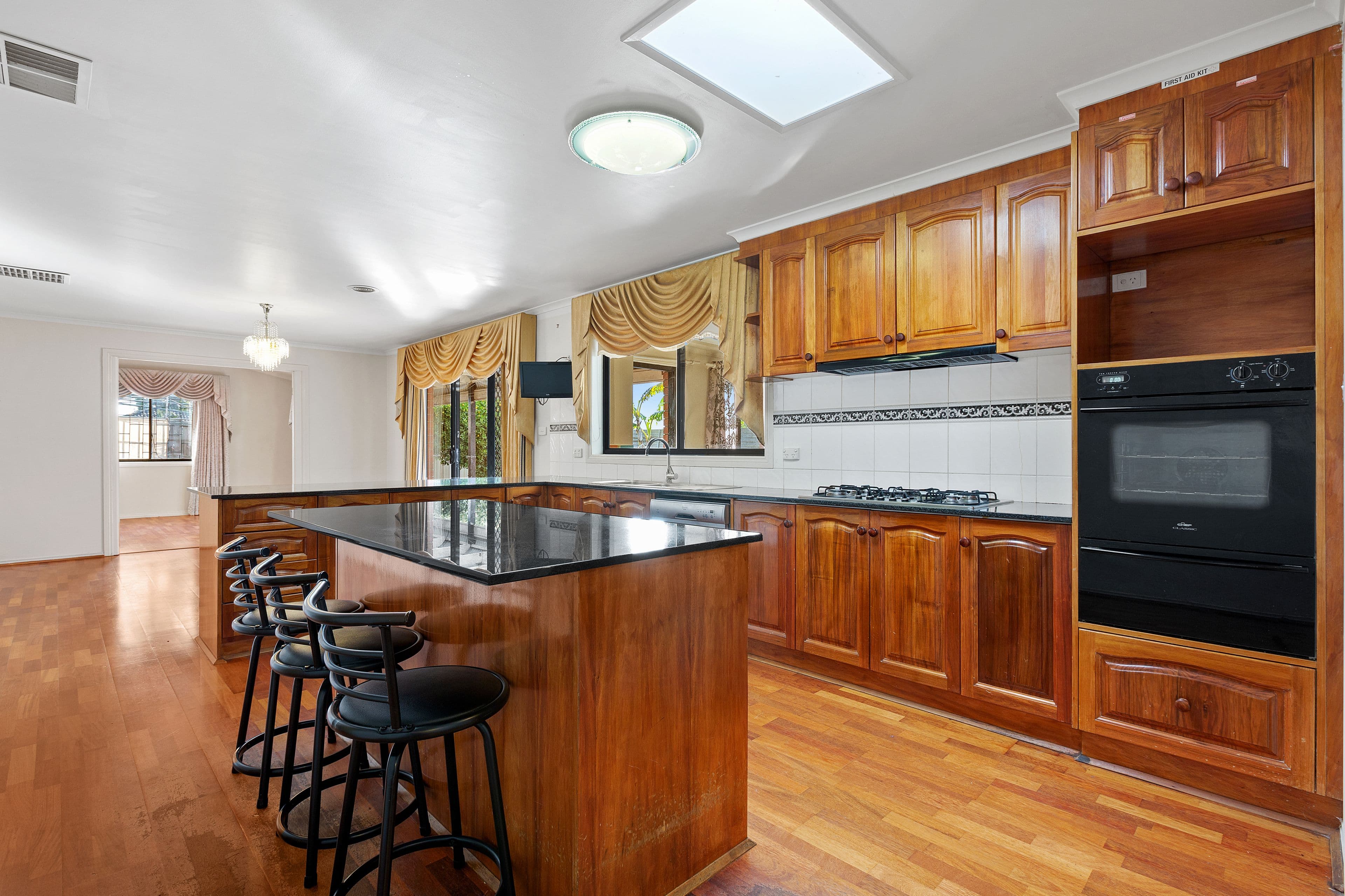 7 Chardonnay Drive, Skye VIC 3977, Skye - Thumbnail 3