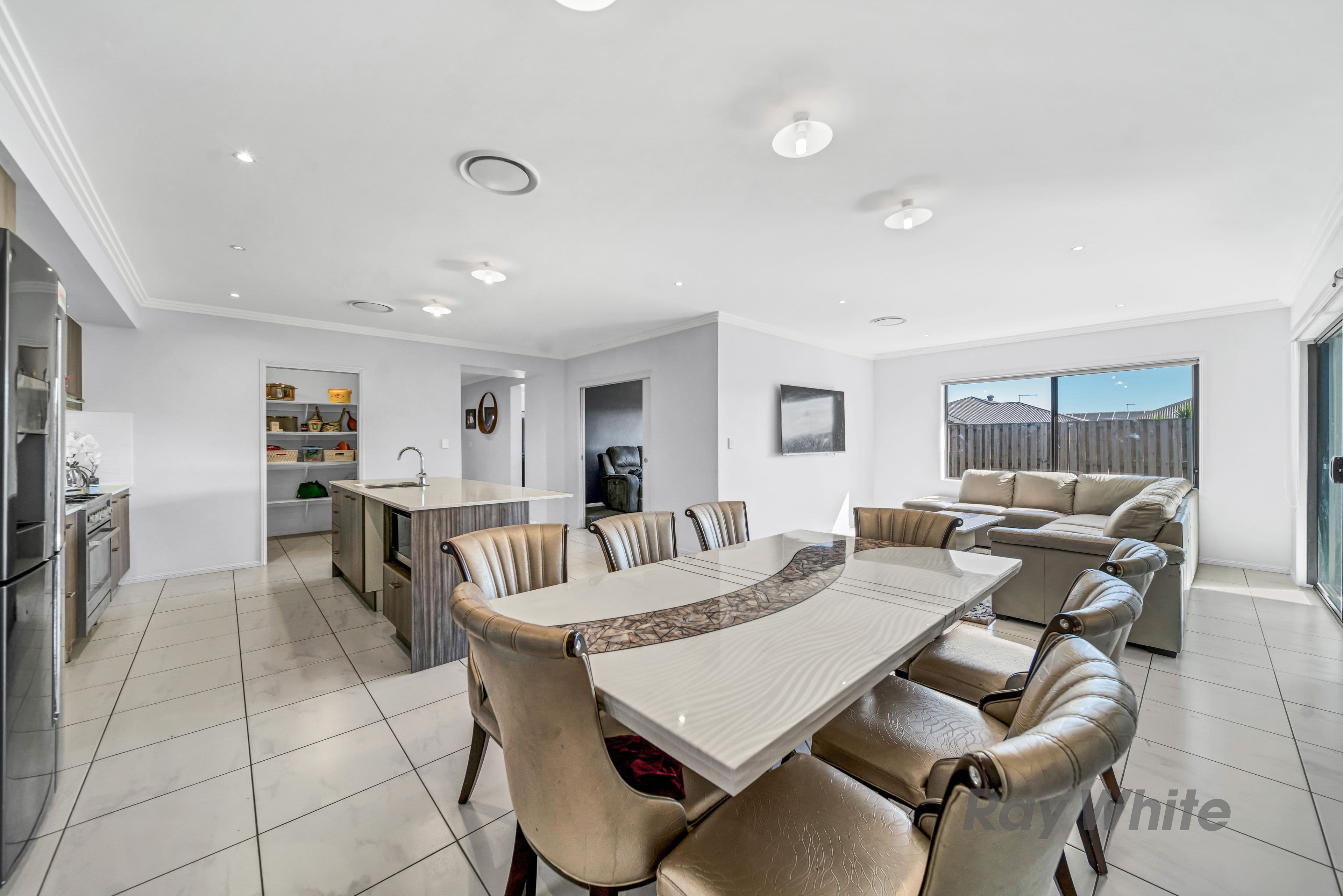1 Fleming Street, Logan Reserve QLD 4133, Logan Reserve - Thumbnail 8