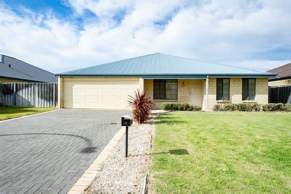 52 Avalon Road, Australind WA 6233, Australind - Image 1