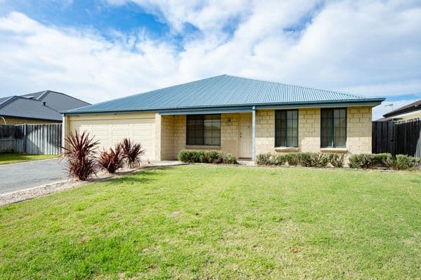52 Avalon Road, Australind WA 6233, Australind - Thumbnail 2