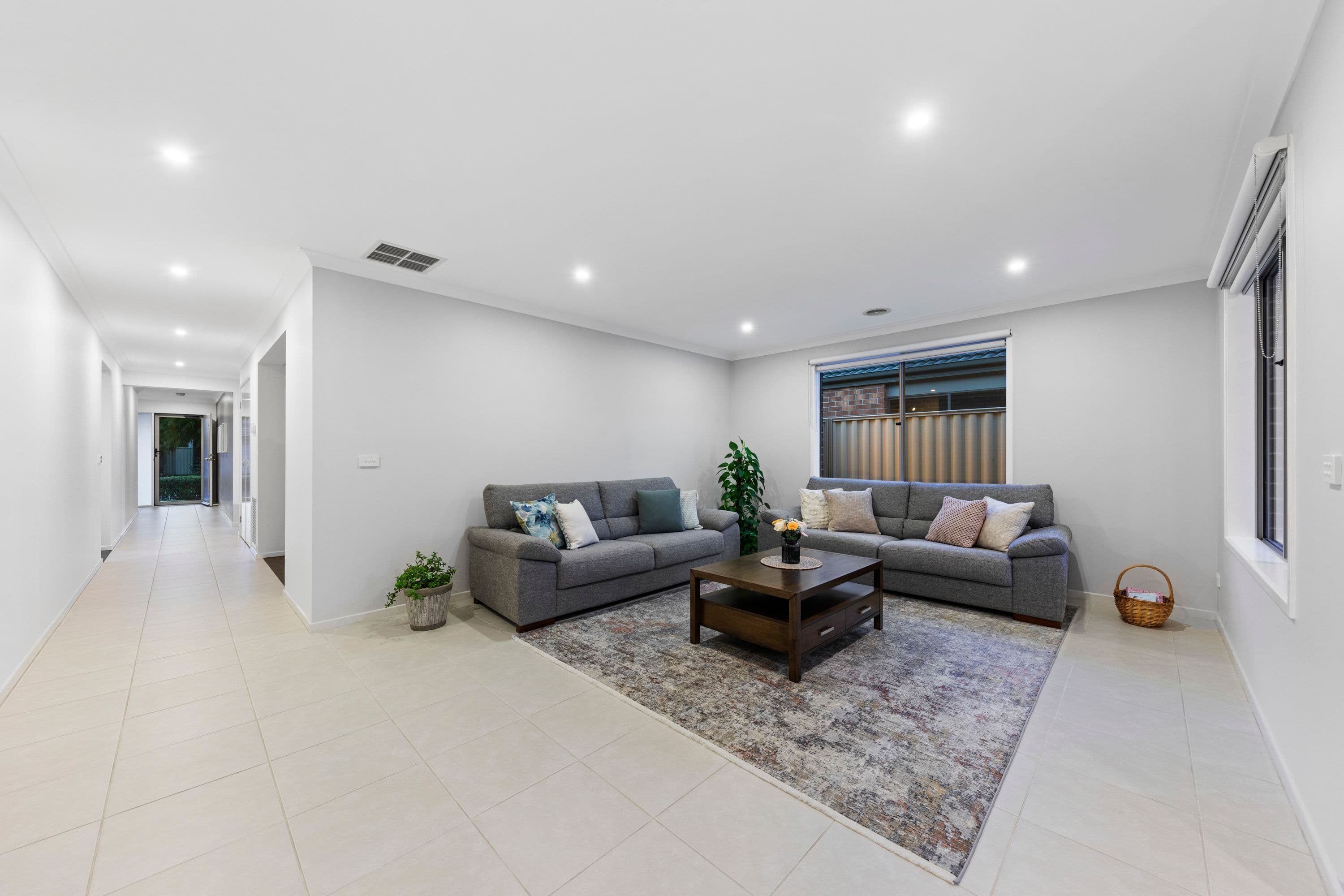 18 Farmdale Road, Pakenham VIC 3810, Pakenham - Thumbnail 6