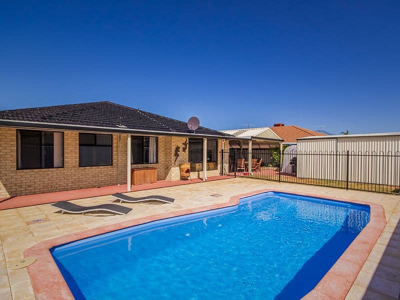 77 Zaragoza Drive, PORT KENNEDY WA 6172, Port Kennedy - Thumbnail 4