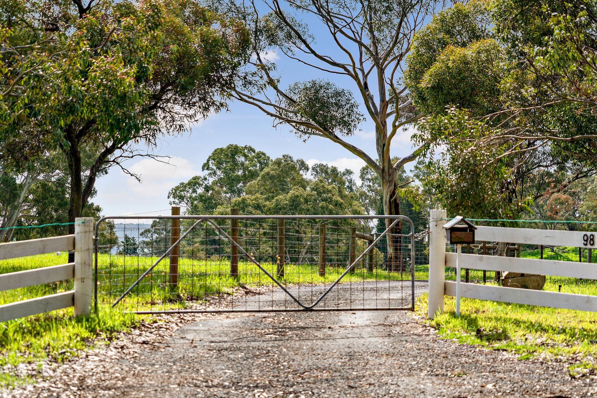 98 Seaview Road, Golden Grove SA 5125, Golden Grove - Thumbnail 4
