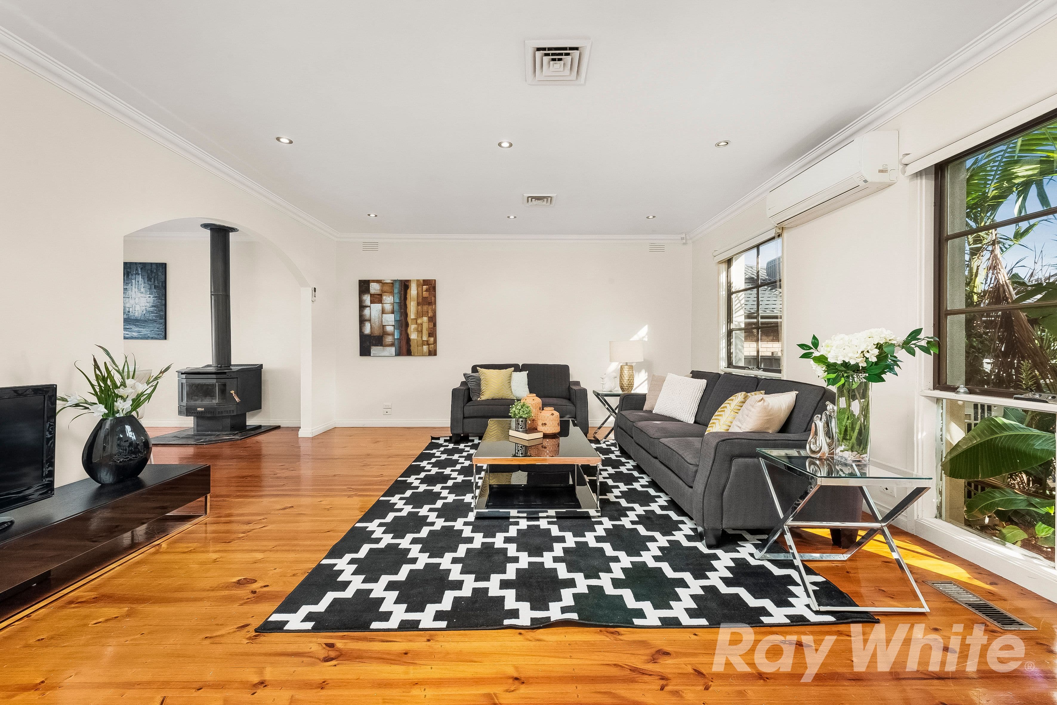 52 Mannering Drive, Glen Waverley VIC 3150, Glen Waverley - Thumbnail 5