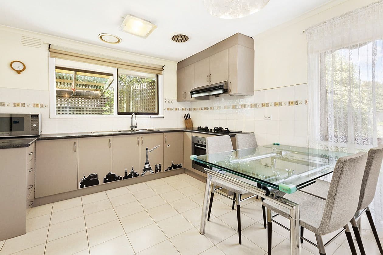 7 Carlisle Crescent, HUGHESDALE VIC 3166, Hughesdale - Thumbnail 3