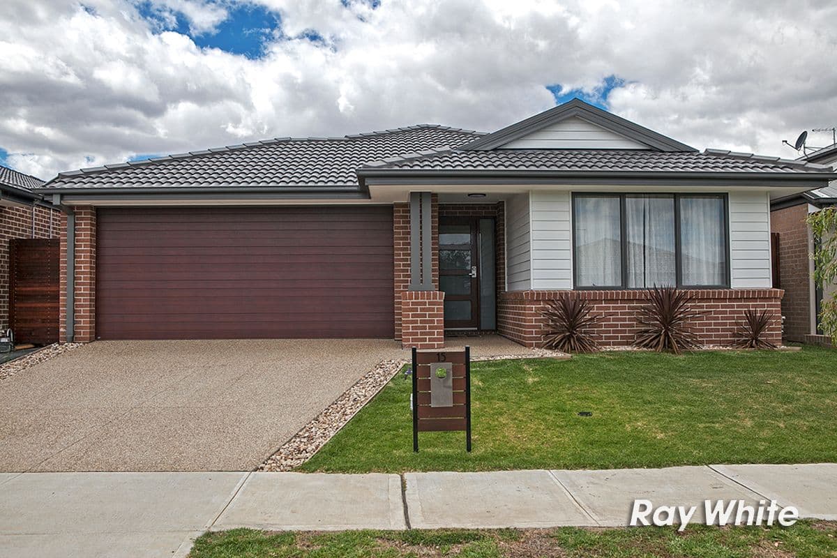 15 Statham View, Cranbourne West VIC 3977, Cranbourne West - Image 1