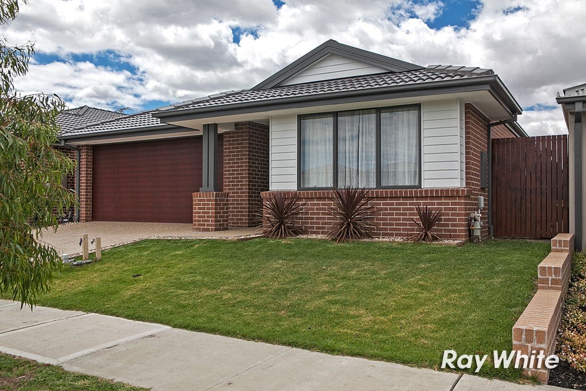 15 Statham View, Cranbourne West VIC 3977, Cranbourne West - Thumbnail 2