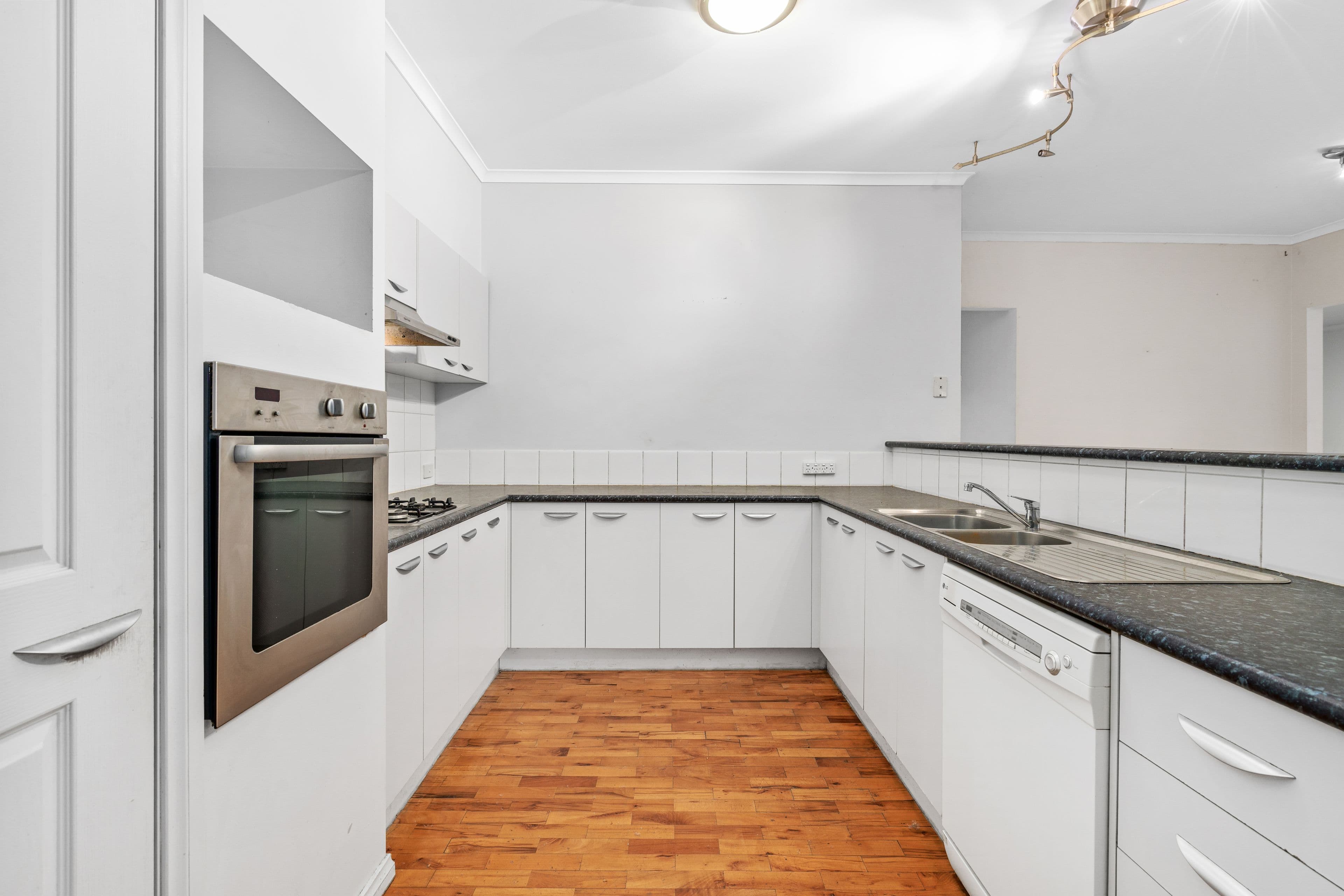 388 Gordons Road, South Morang VIC 3752, South Morang - Thumbnail 4