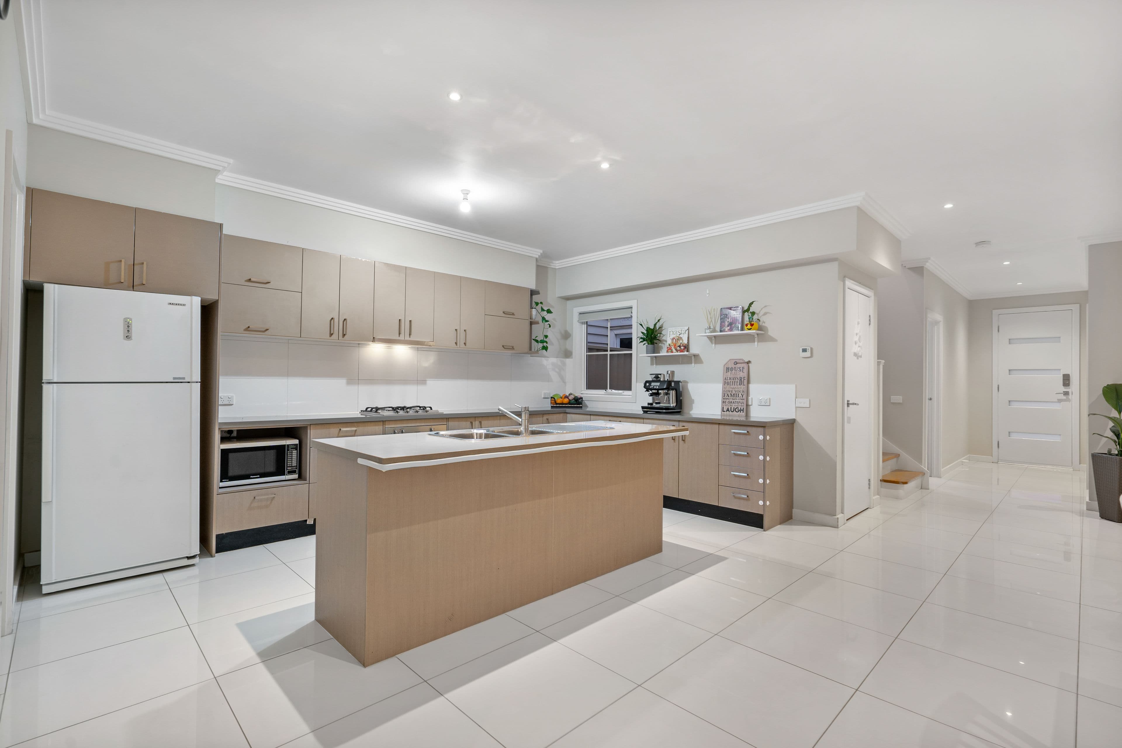 7 Toolondo Close, Caroline Springs VIC 3023, Caroline Springs - Thumbnail 5