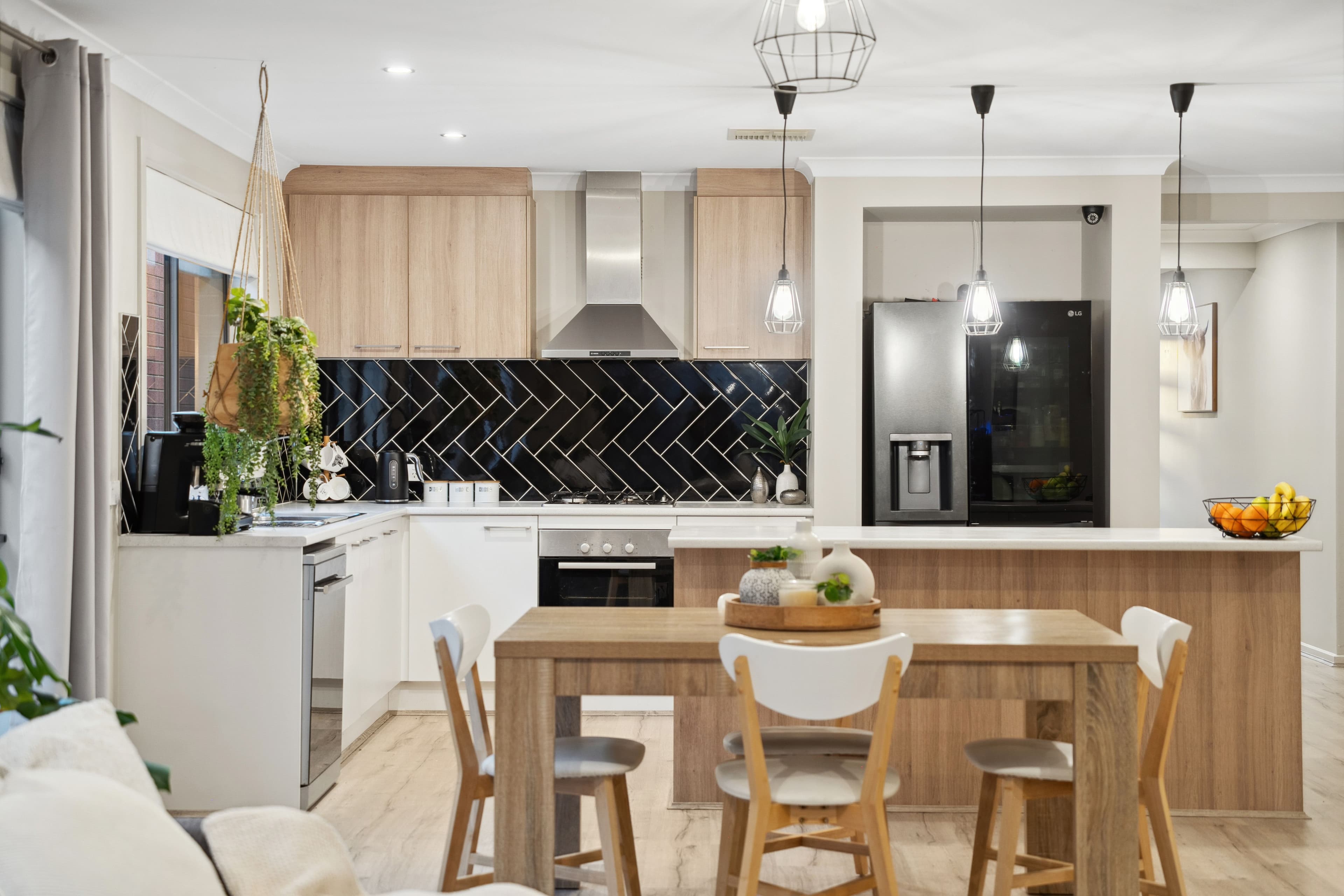 16 Oliphant Road, Seaford Heights SA 5169, Seaford Heights - Thumbnail 3