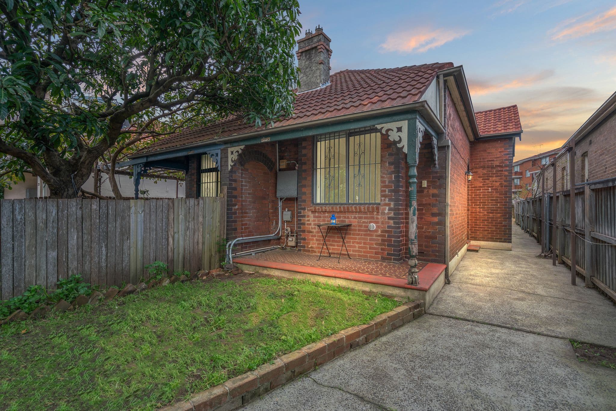 32 Anzac Parade, Kensington NSW 2033, Kensington - Image 1