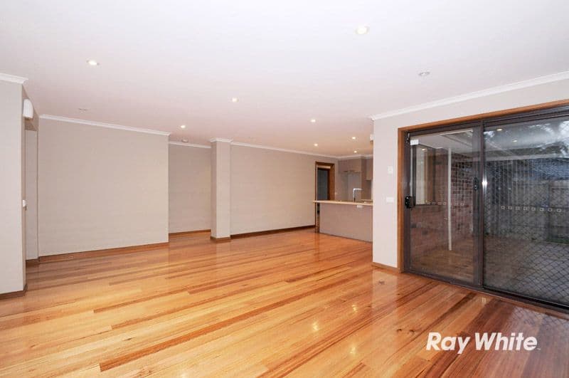 92 Monahans Road, CRANBOURNE VIC 3977, Cranbourne - Thumbnail 6