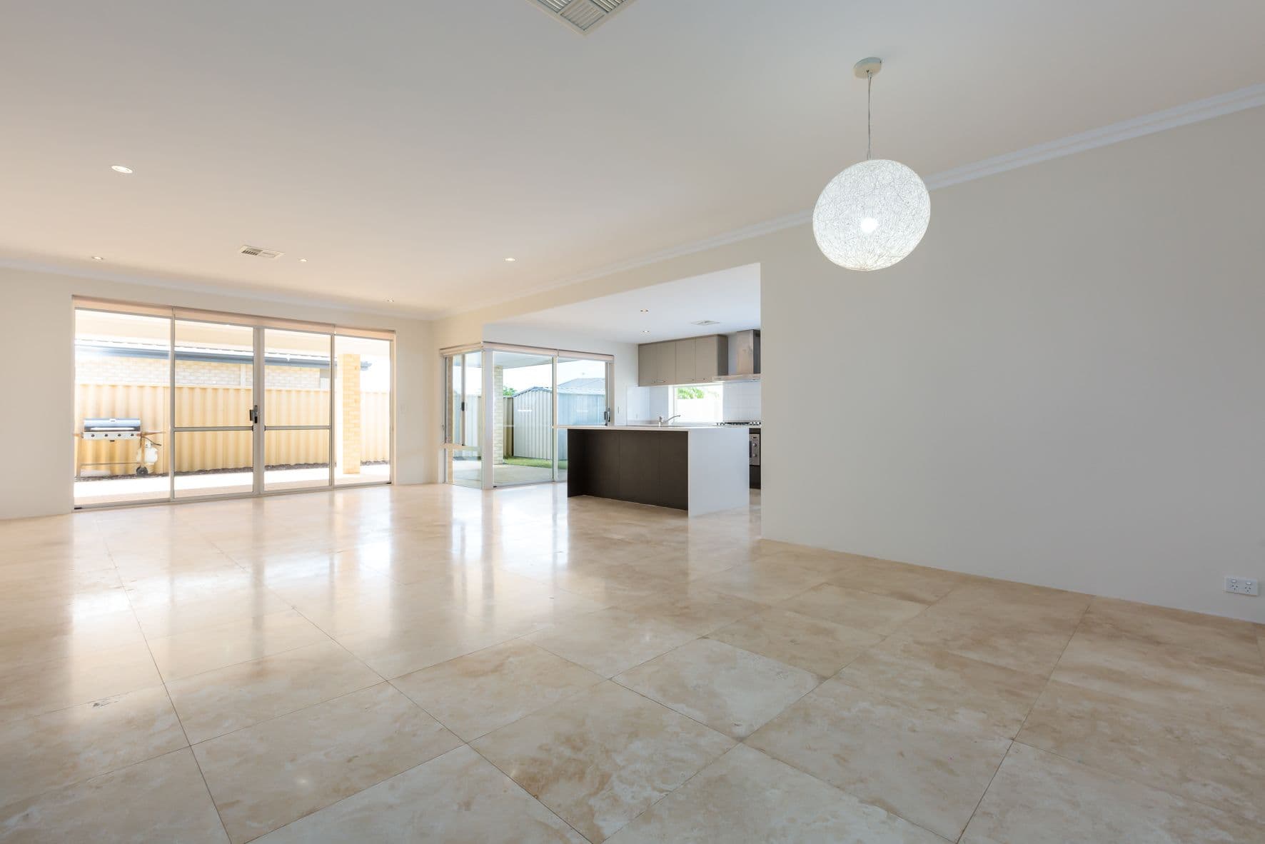 7 Aldenham Drive, Southern River WA 6110, Southern River - Thumbnail 5