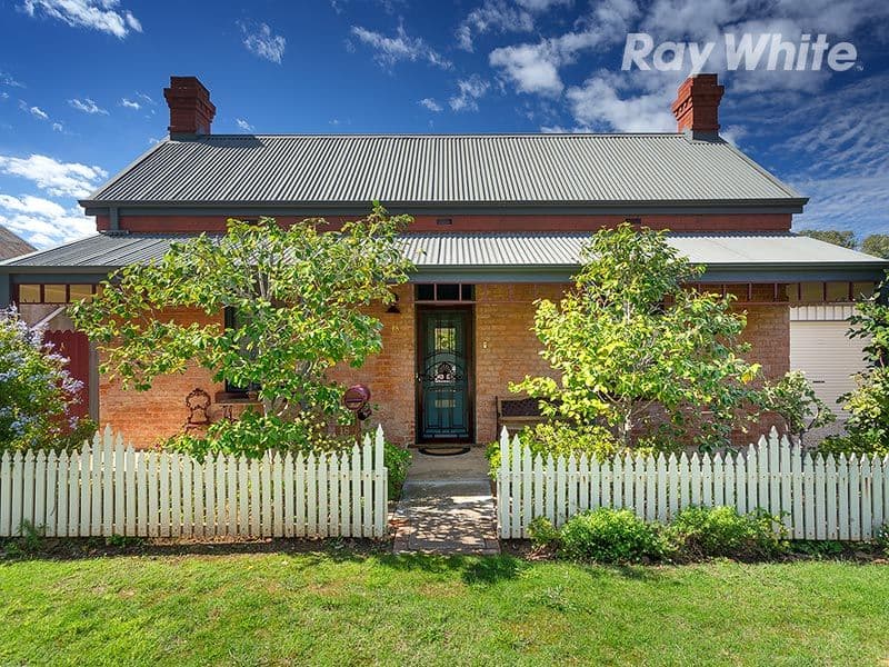 18 Alfred Street, Corowa NSW 2646, Corowa - Image 1