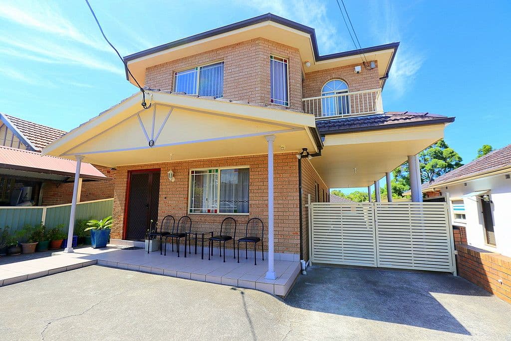 8 Chelmsford Avenue, Belmore - Image 1