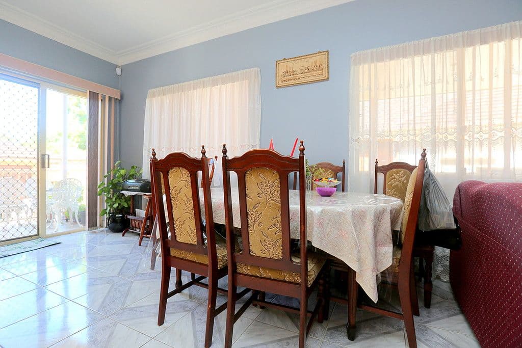 8 Chelmsford Avenue, Belmore - Thumbnail 5