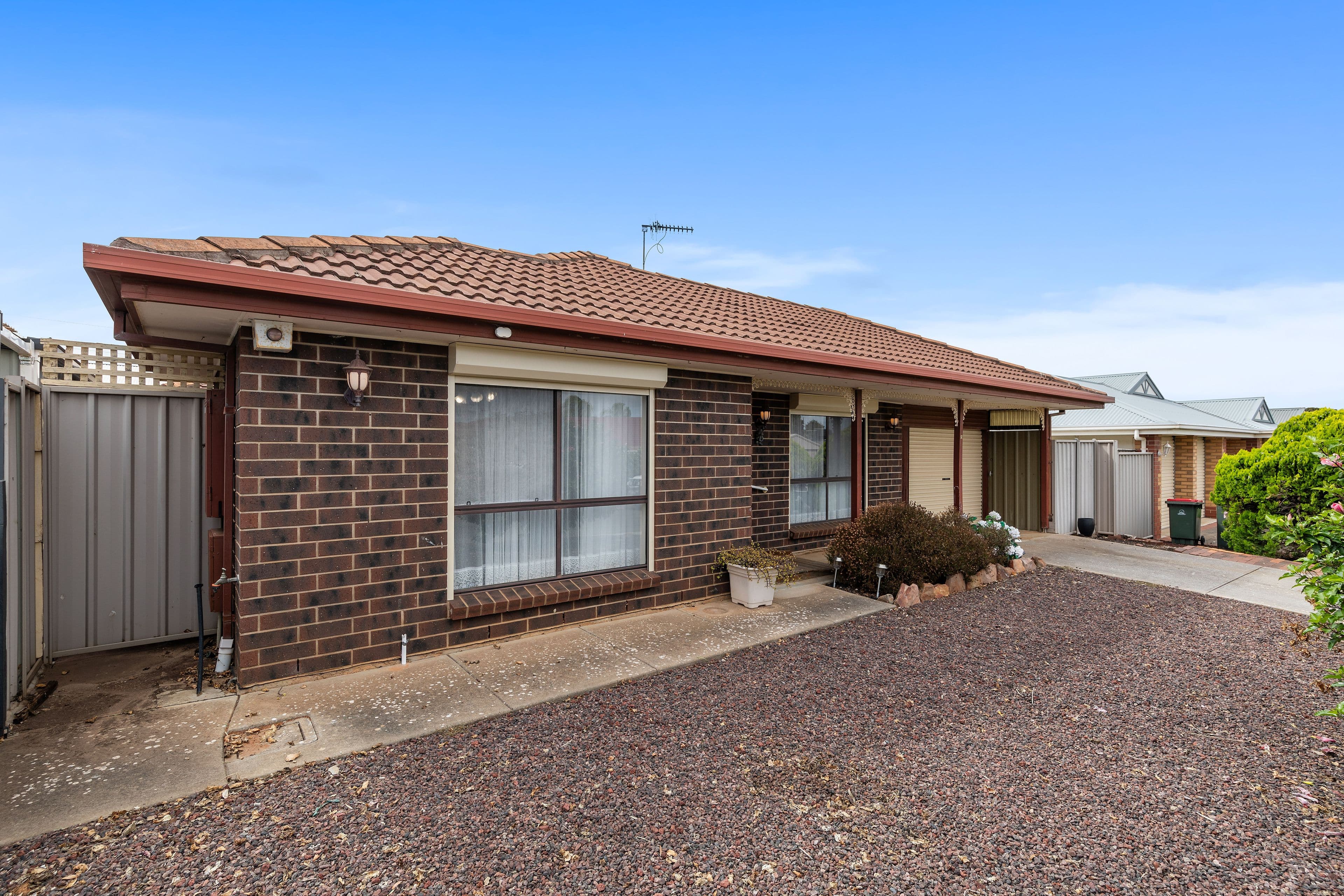 8 Cassinia Street, Craigmore SA 5114, Craigmore - Thumbnail 2