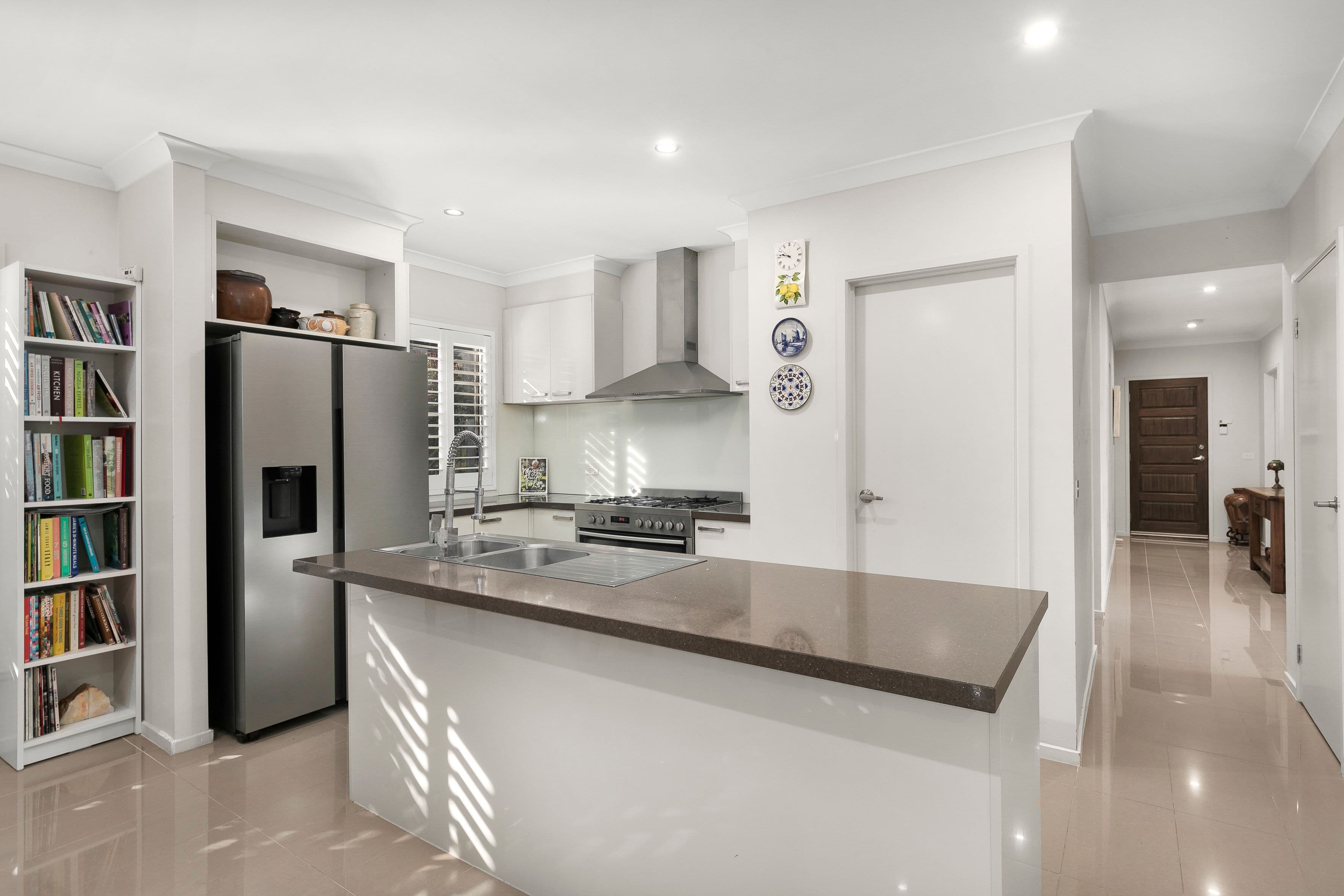 6 Frontier Avenue, Greenvale VIC 3059, Greenvale - Thumbnail 2