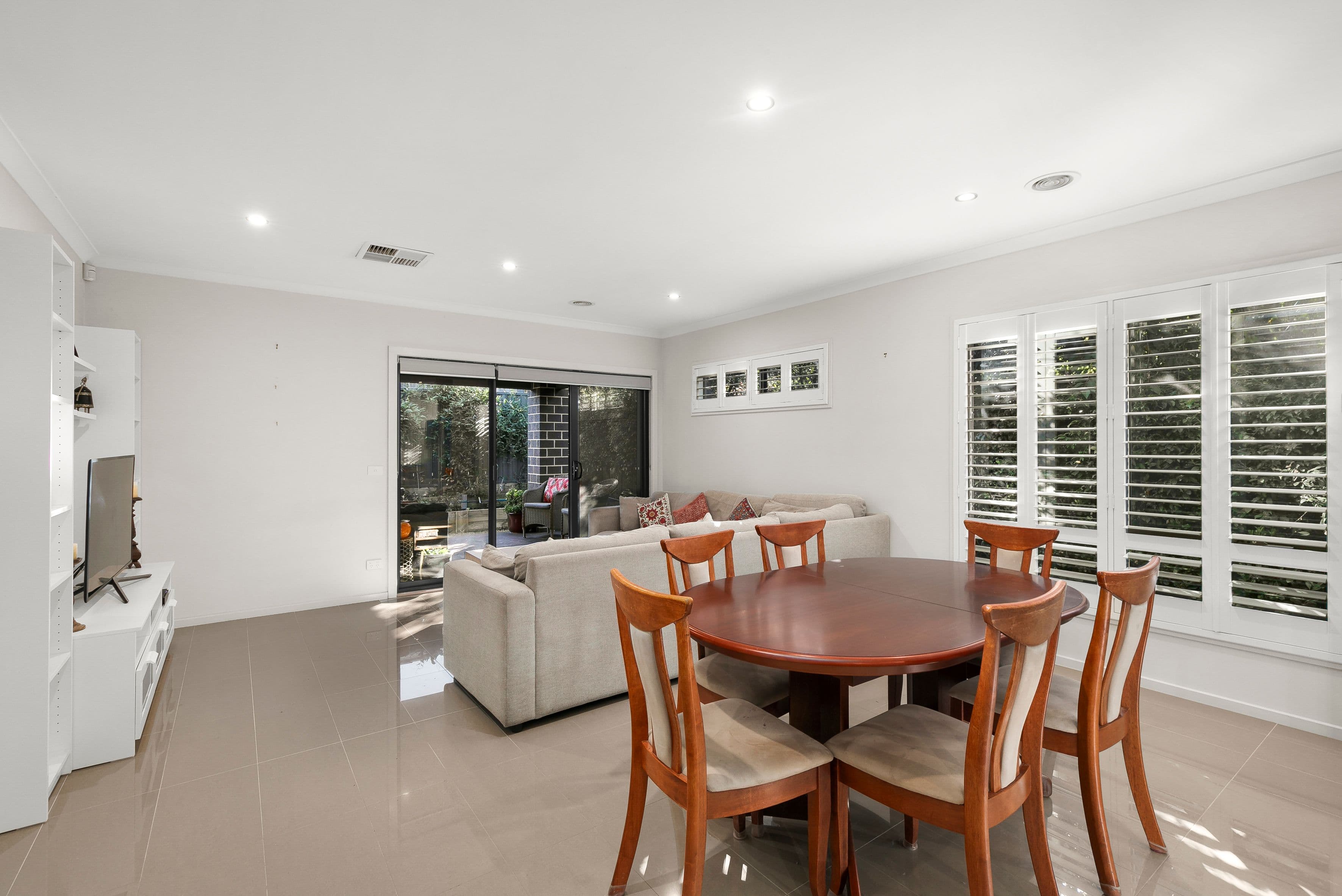 6 Frontier Avenue, Greenvale VIC 3059, Greenvale - Thumbnail 3