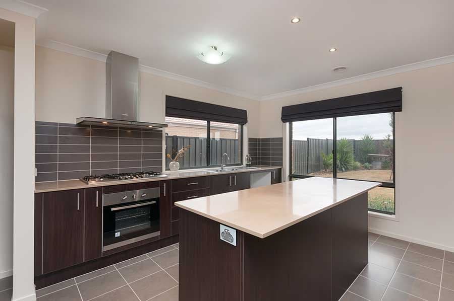 96 Charteris Drive, Craigieburn VIC 3064, Craigieburn - Thumbnail 2