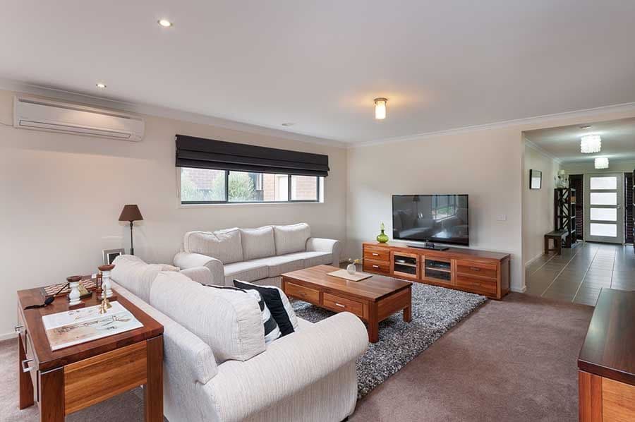 96 Charteris Drive, Craigieburn VIC 3064, Craigieburn - Thumbnail 3