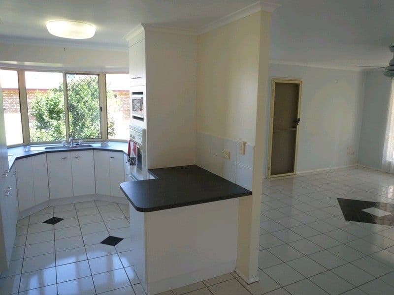 6 Rosella Way, WOODGATE QLD 4660, Woodgate - Thumbnail 4