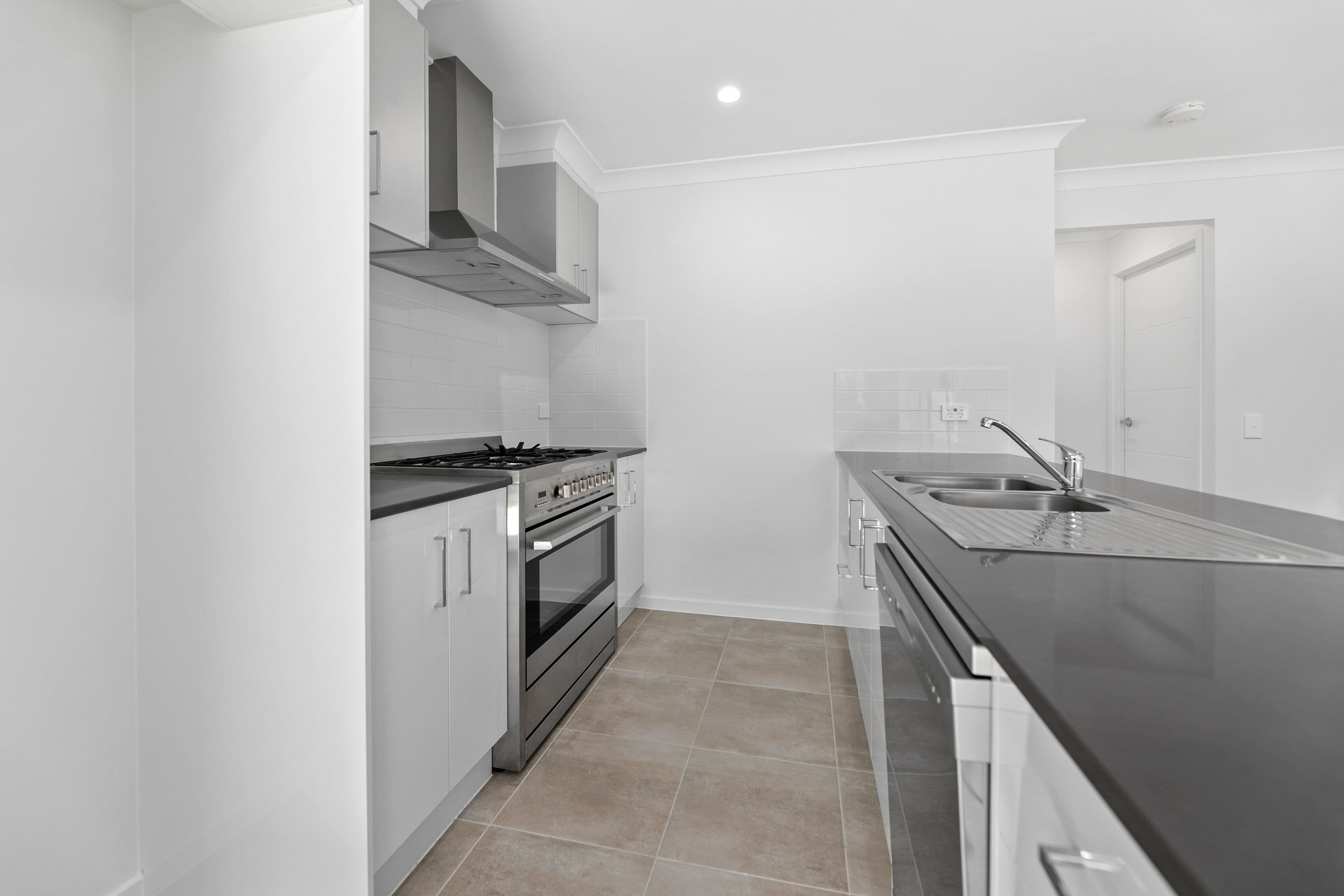 3 Bradman Street, D'aguilar QLD 4514, D'Aguilar - Thumbnail 2