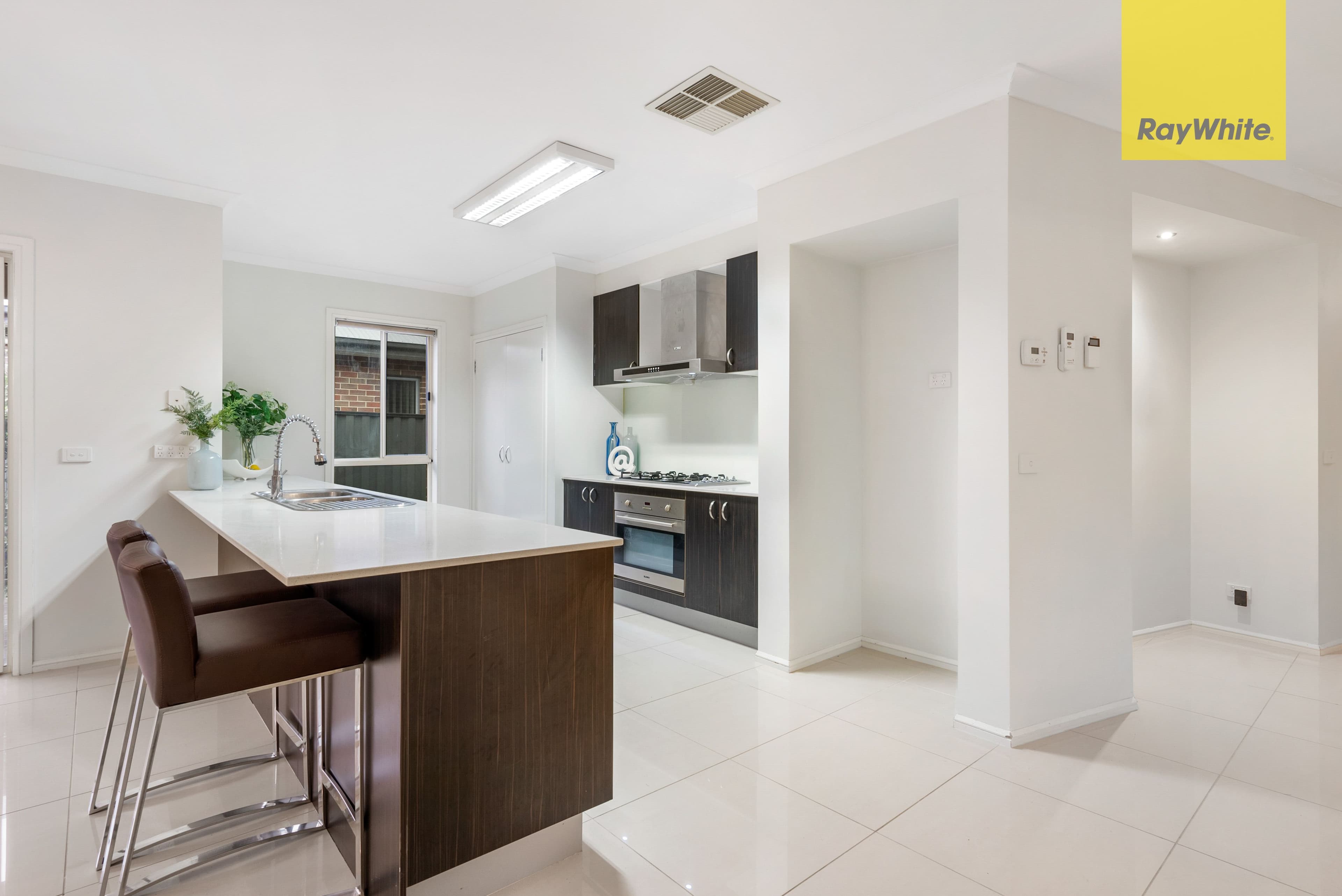 21 Ashbury Grove, Hillside VIC 3037, Hillside - Thumbnail 4