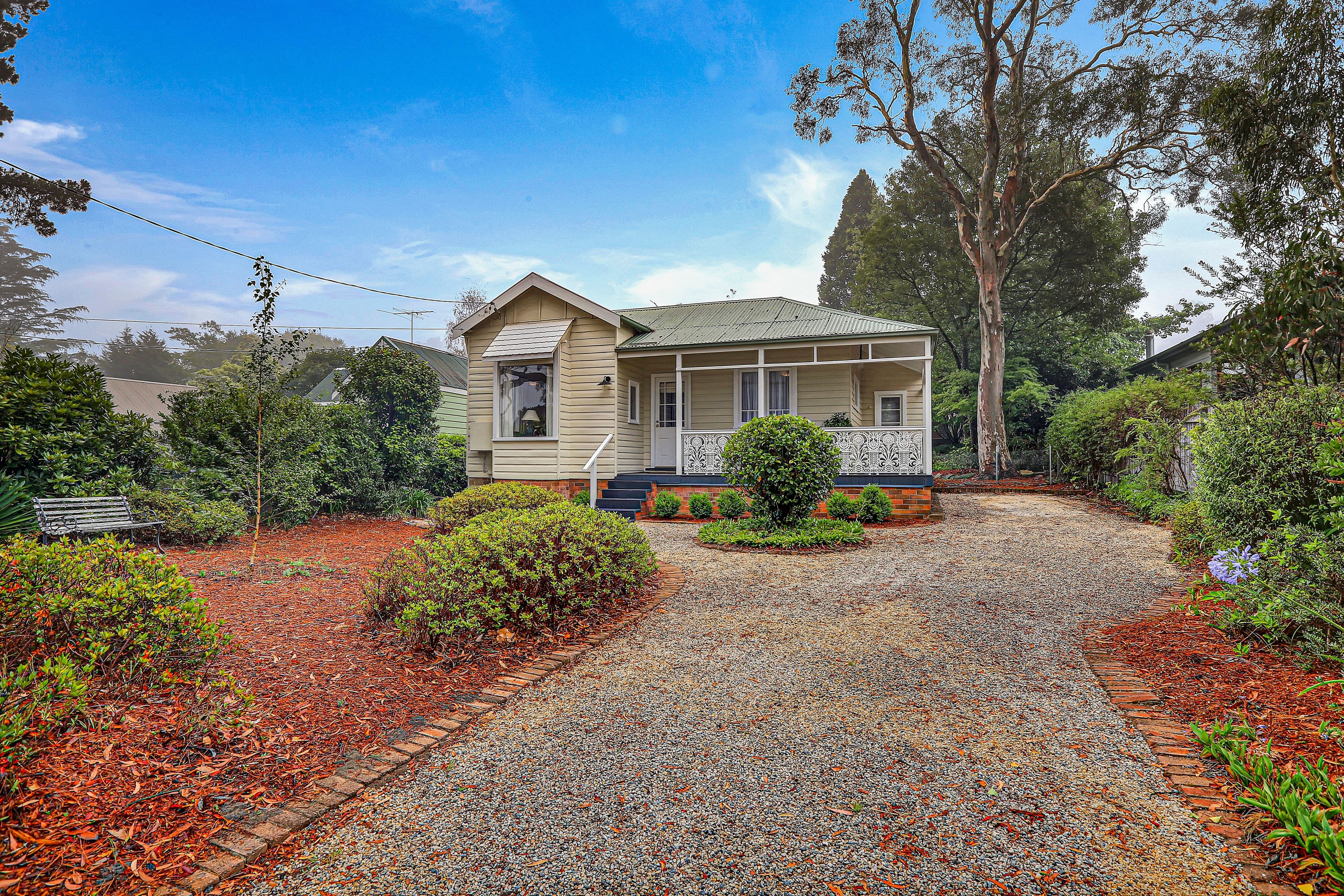 7 Cecil Road, Blackheath - Thumbnail 2