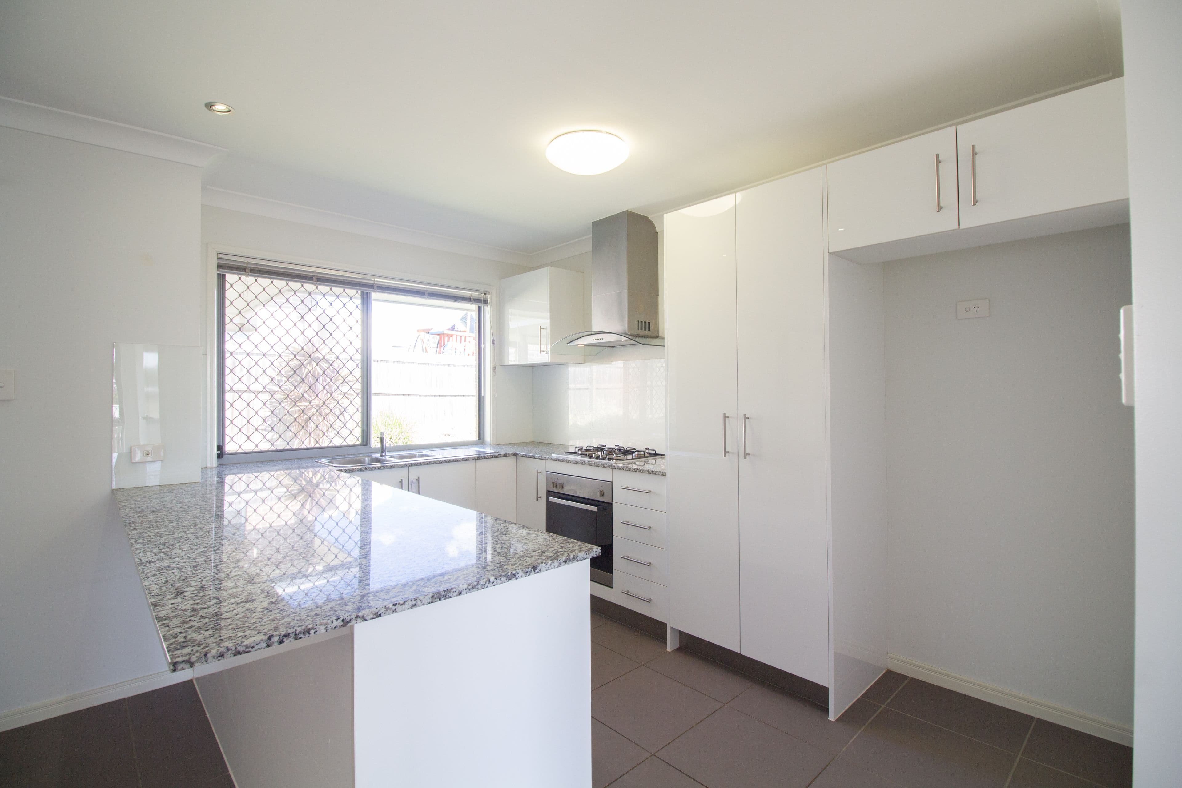 14 Nuala Street, Yamanto QLD 4305, Yamanto - Thumbnail 4