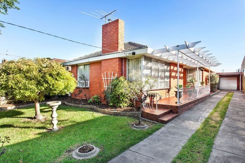 22 Castle Street, Yarraville - Thumbnail 2